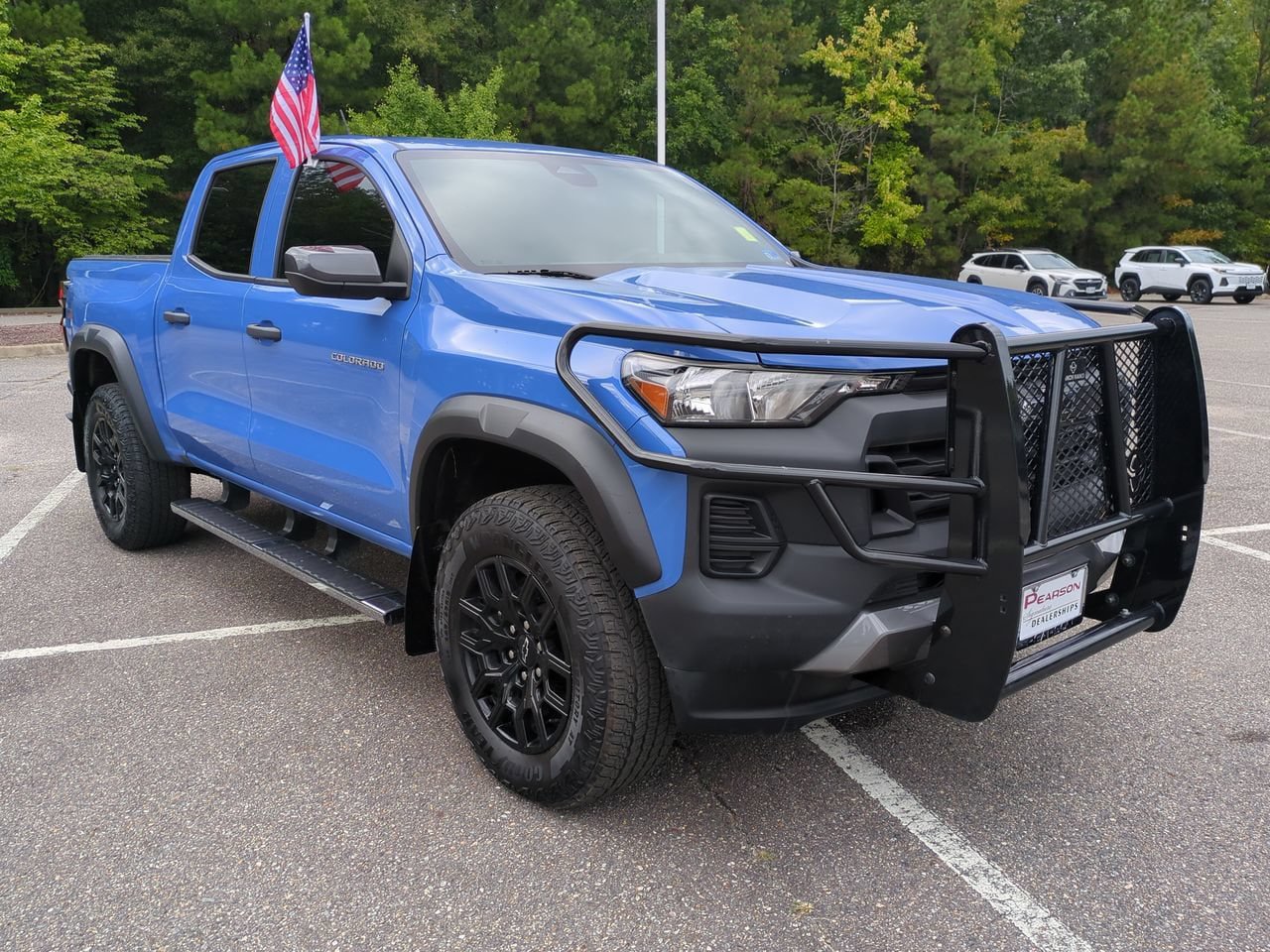 Used 2025 Chevrolet Colorado Trail Boss AWD/4WD image 2