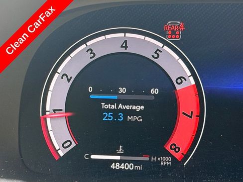 Used 2023 Toyota Highlander Limited FWD image 3
