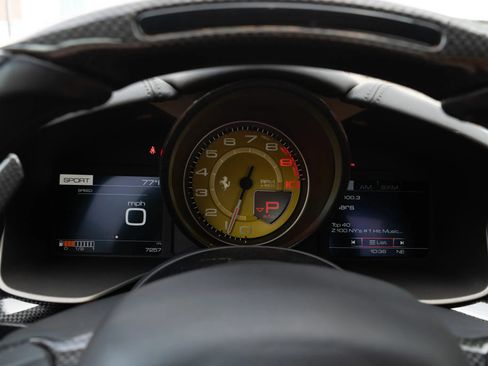 Used 2017 Ferrari F12 Berlinetta RWD image 21