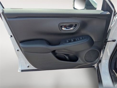 New 2026 Honda HR-V LX image 12