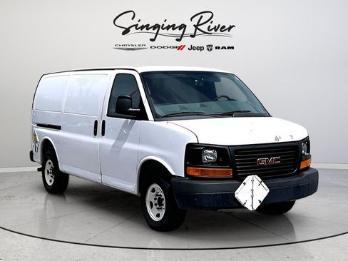 Used 2012 GMC Savana 2500 RWD image 1