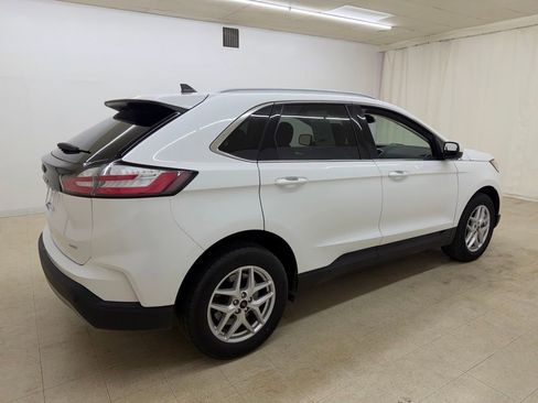 Used 2024 Ford Edge SEL w/ Convenience Package AWD/4WD image 6
