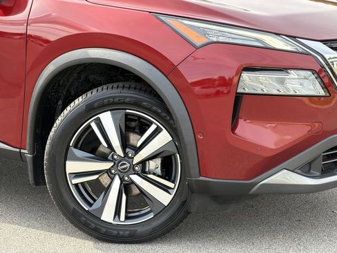 Used 2023 Nissan Rogue SL w/ SL Premium Package AWD/4WD image 3