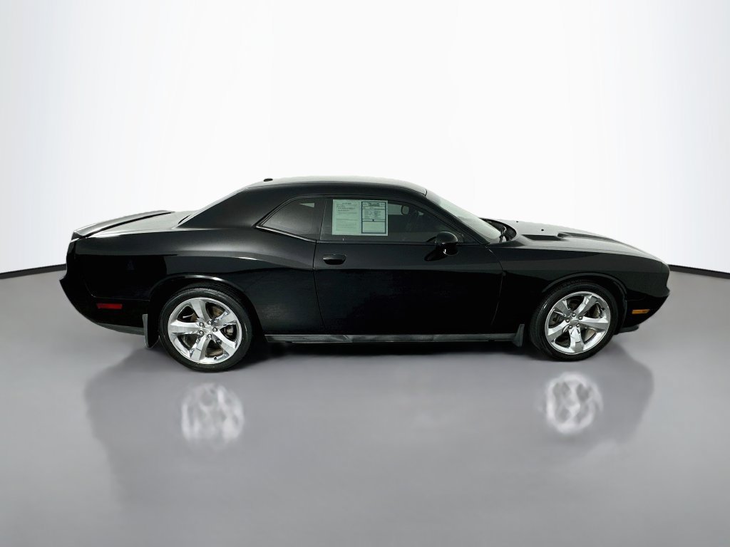Used 2013 Dodge Challenger SXT w/ Super Sport Group RWD image 8