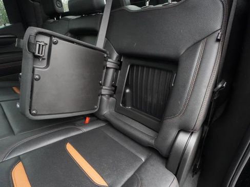 Used 2023 GMC Sierra 1500 AT4 w/ Technology Package image 31