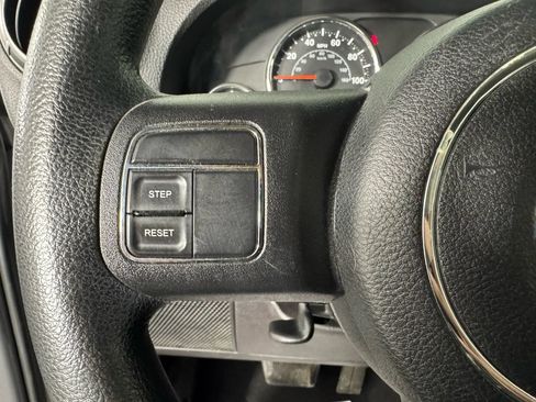 Used 2014 Jeep Wrangler Unlimited Sport AWD/4WD image 15
