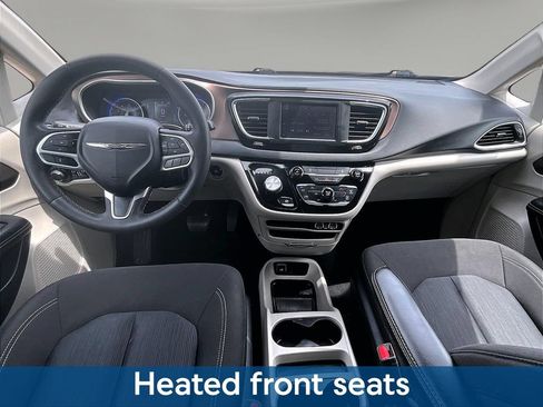Used 2023 Chrysler Voyager LX FWD image 10