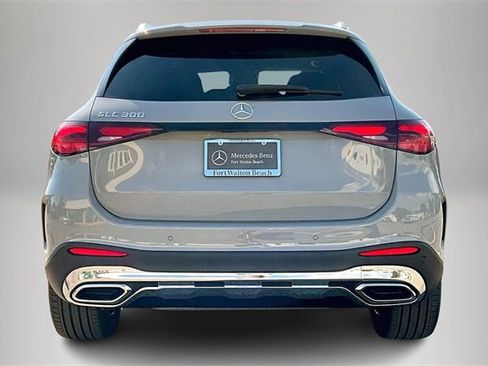 New 2026 Mercedes-Benz GLC 300 image 3