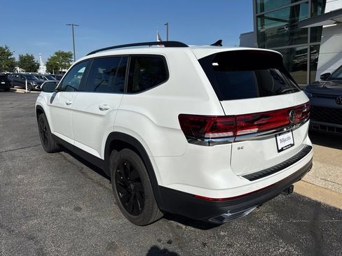 Used 2026 Volkswagen Atlas SE w/ Black Wheel Package AWD/4WD image 4