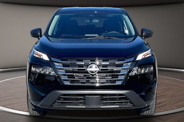 Certified 2026 Nissan Rogue S AWD/4WD image 3