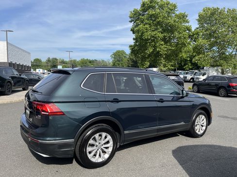 Used 2018 Volkswagen Tiguan SE AWD/4WD image 5