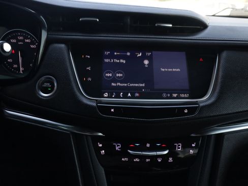 Used 2022 Cadillac XT5 Premium Luxury w/ Technology Package image 9