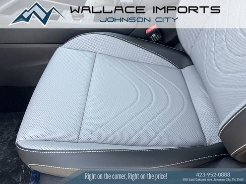 New 2026 Volkswagen Tiguan SE AWD/4WD image 9