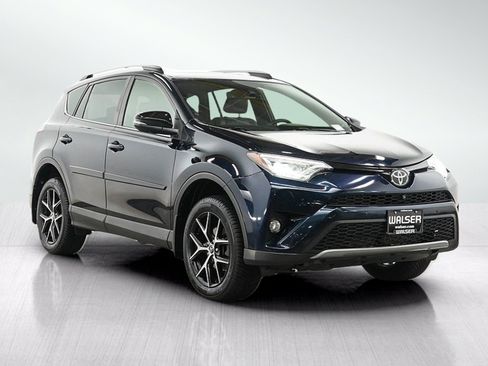 Used 2018 Toyota RAV4 SE w/ Advanced Technology Package AWD/4WD image 7