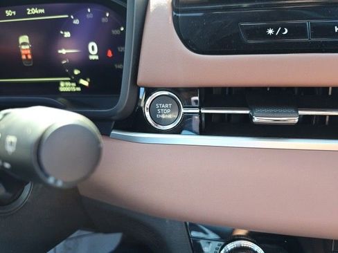 New 2025 Mitsubishi Outlander SEL image 26