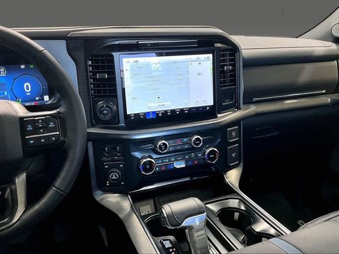 Used 2025 Ford F150 Platinum w/ Equipment Group 702A High image 3