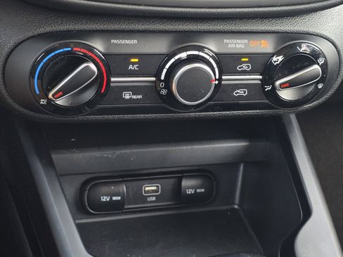 Used 2024 Kia Soul LX w/ Option Group 015 FWD image 20