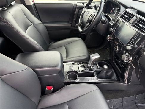 Used 2024 Toyota 4Runner TRD Off-Road Premium image 24