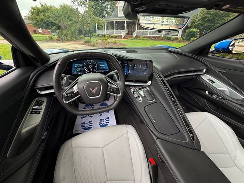 Used 2024 Chevrolet Corvette Stingray Coupe w/ 1LT RWD image 63