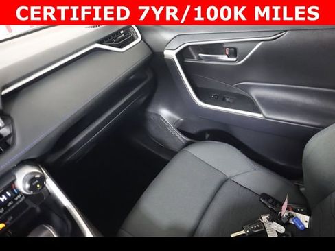 Used 2024 Toyota RAV4 SE AWD/4WD image 16