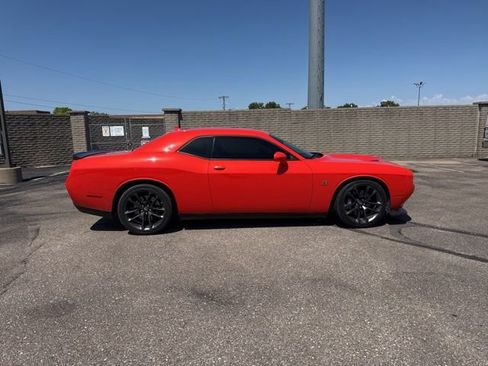Used 2021 Dodge Challenger R/T Scat Pack RWD image 8