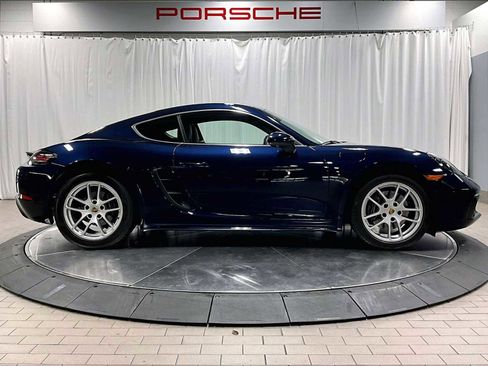 Used 2019 Porsche 718 Cayman image 11