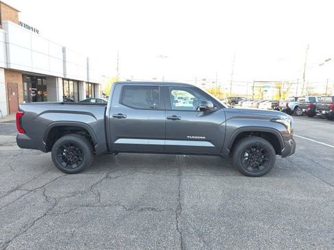 New 2026 Toyota Tundra SR5 AWD/4WD image 4