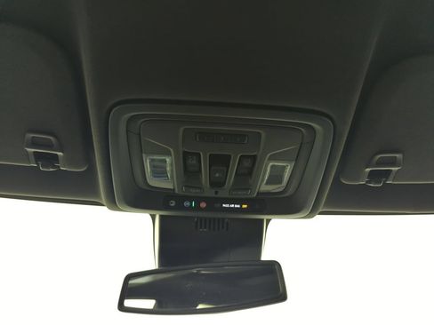 Used 2023 Chevrolet Silverado 1500 LTZ w/ LTZ Convenience Package II AWD/4WD image 25
