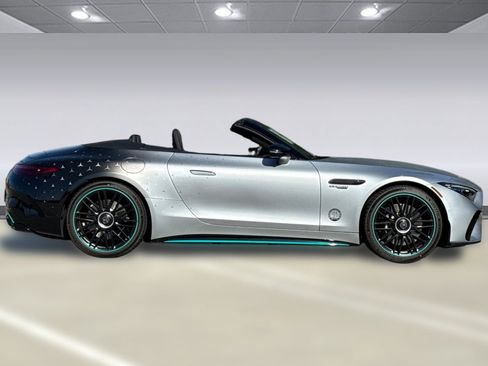 Certified 2024 Mercedes-Benz SL 63 AMG 4MATIC image 4