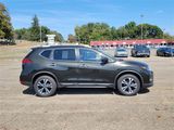 Used 2017 Nissan Rogue SL image 4
