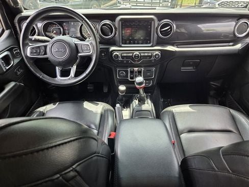 Used 2020 Jeep Wrangler Unlimited Sahara AWD/4WD image 12