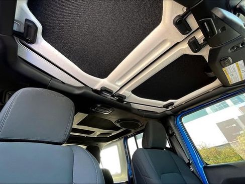 Used 2021 Jeep Wrangler Unlimited Sport S image 24