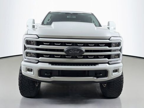Used 2025 Ford F250 Lariat w/ Tremor Off-Road Package AWD/4WD image 2