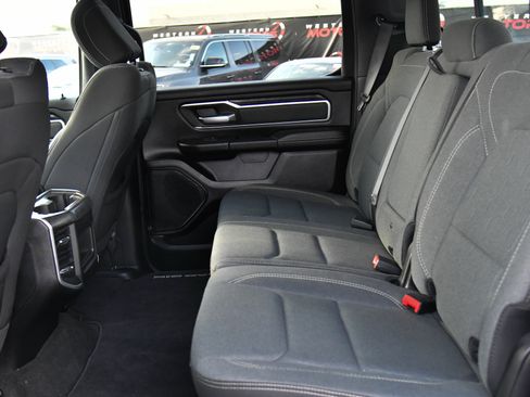 Used 2022 RAM 1500 Big Horn AWD/4WD image 39