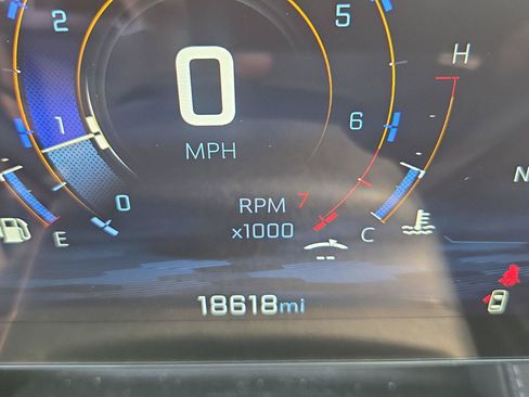 Used 2025 Chevrolet Equinox LT w/ Safety and Technology Package FWD image 29