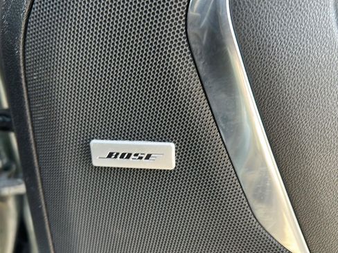 Used 2023 Chevrolet Suburban Premier image 17