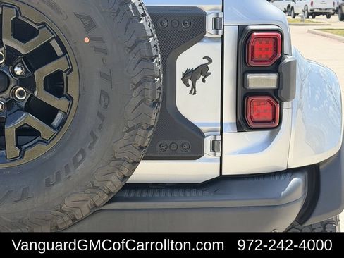 Used 2024 Ford Bronco Raptor w/ Interior Carbon Fiber Pack 6 AWD/4WD image 8