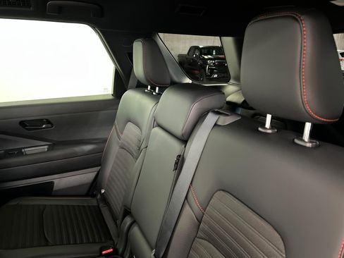 New 2026 Nissan Pathfinder Rock Creek AWD/4WD image 20