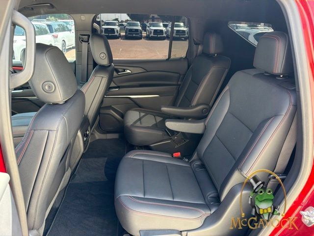 Used 2025 Chevrolet Traverse Z71 AWD/4WD image 25
