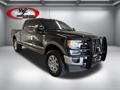 Used 2022 Ford F350 King Ranch w/ King Ranch Ultimate Package AWD/4WD image 3
