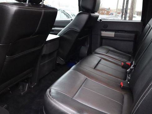 Used 2013 Ford F250 Lariat w/ Chrome Pkg image 13