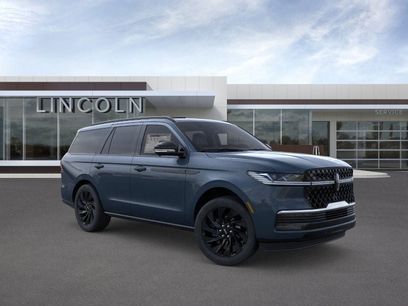 New 2025 Lincoln Navigator Reserve w/ Jet Appearance Package