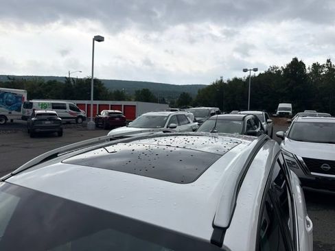 Used 2018 Ford Escape Titanium AWD/4WD image 9