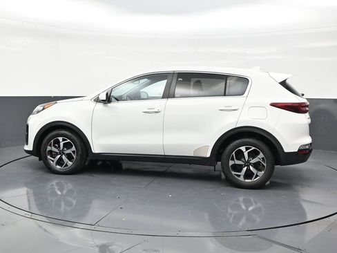 Used 2021 Kia Sportage LX FWD image 2