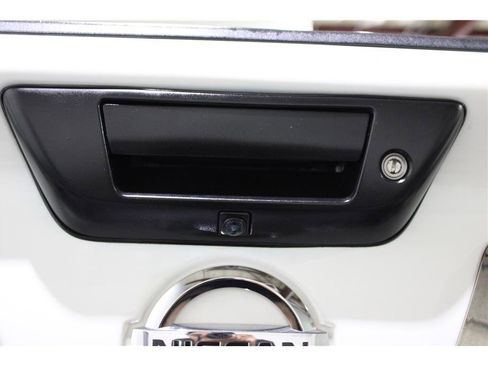 Used 2019 Nissan Titan Platinum Reserve w/ Platinum Utility Package image 21