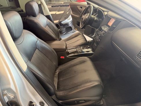 Used 2017 INFINITI QX70 2WD image 18