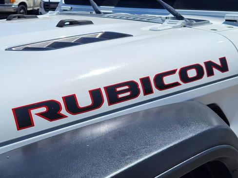 Used 2019 Jeep Wrangler Unlimited Rubicon AWD/4WD image 9