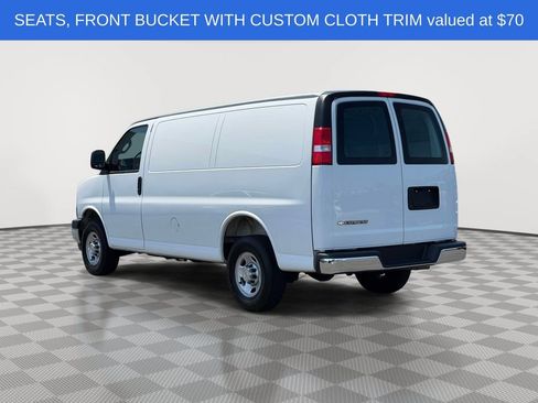Used 2025 Chevrolet Express 2500 w/ Driver Convenience Package RWD image 5
