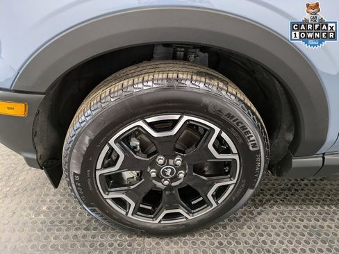 Certified 2025 Ford Bronco Sport Outer Banks w/ Outer Banks Tech Package+ AWD/4WD image 8