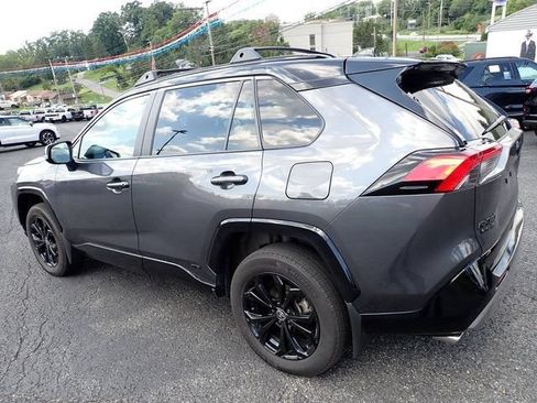 Used 2025 Toyota RAV4 XSE AWD/4WD image 4